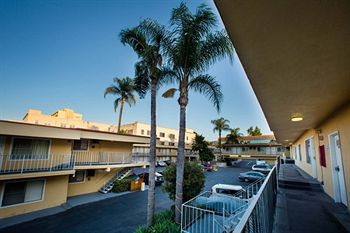 The Sojourn Angeles - Sherman Oaks 2* Los Angeles